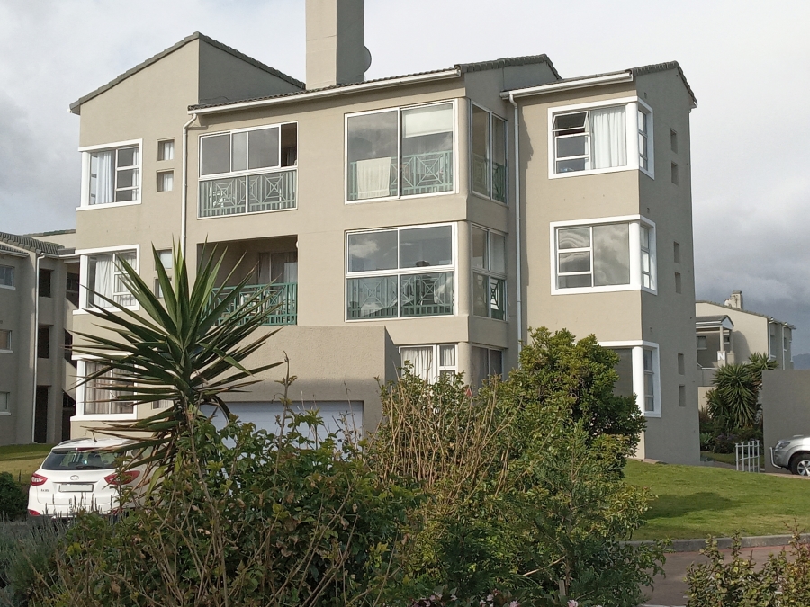 1 Bedroom Property for Sale in Greenways Golf Estate Western Cape